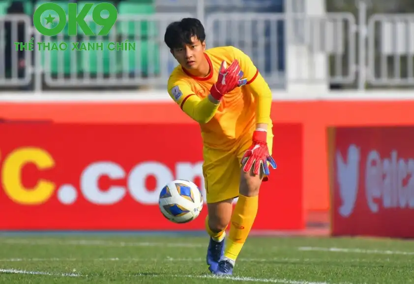 Cao Văn Bình đã có trận đấu xuất thần trước U22 Trung Quốc Cao Văn Bình đã có trận đấu xuất thần trước U22 Trung Quốc